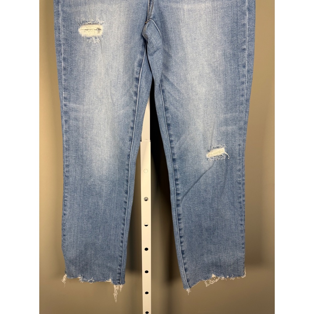 Vervet Blue Distressed High Rise Raw Hem Cropped Straight Jeans 26 - Picture 5 of 10